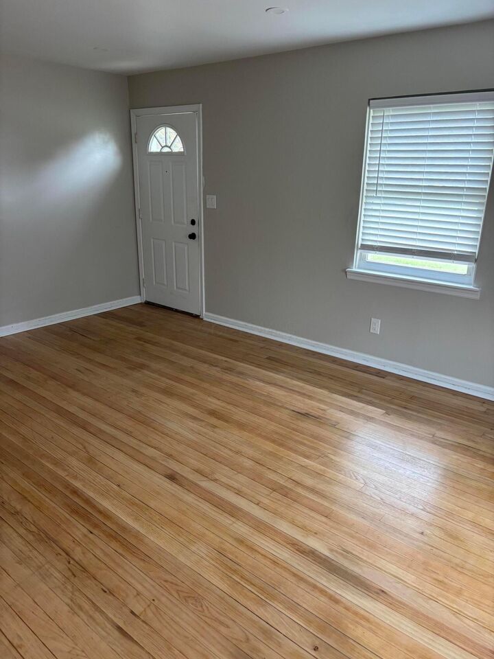Property Photo:  3023 Hamilton Avenue  OH 43224 