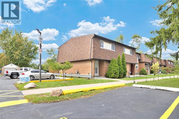 Property Photo:  6214 Thornberry  ON N8T 3A3 