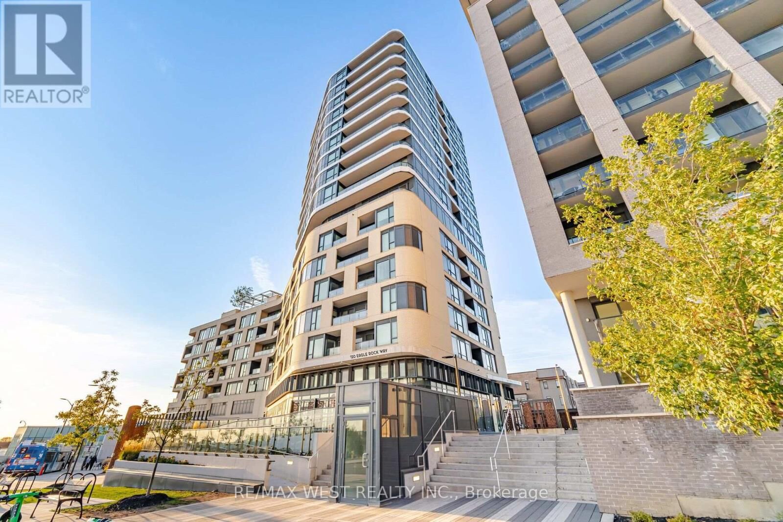 Property Photo: 120 Eagle Rock Way 312 ON L6A 5C2