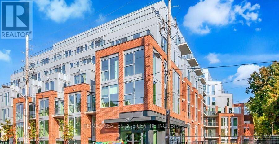 Property Photo:  57 Brock Avenue 514  ON M3H 3N2 