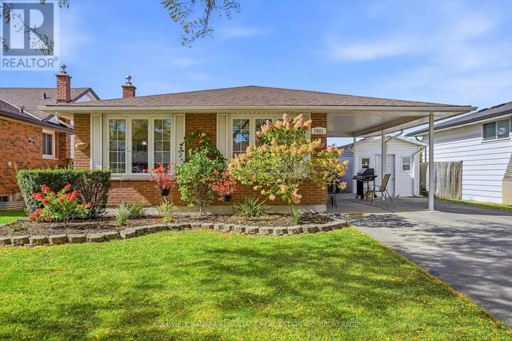 Property Photo:  7451 Redhaven Crescent  ON L2G 7H6 