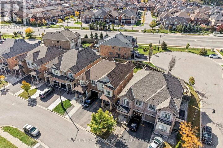 Property Photo: 52 Bernadino Street ON L6P 4G1