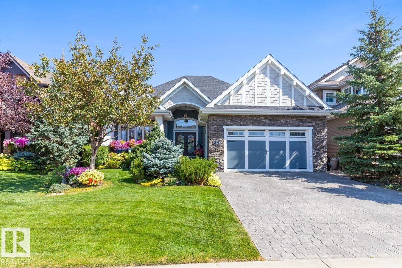 Property Photo:  4023 Whispering River Dr NW  AB T6W 0T5 
