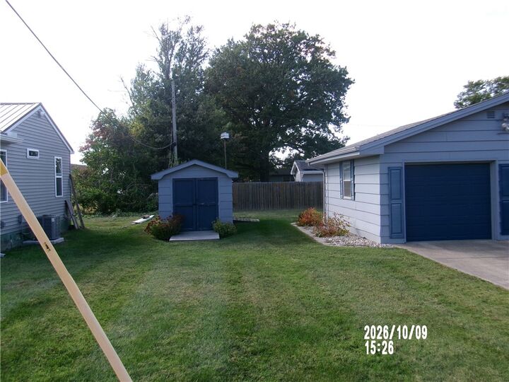 Property Photo:  206 W Pierce Avenue  IL 61920 