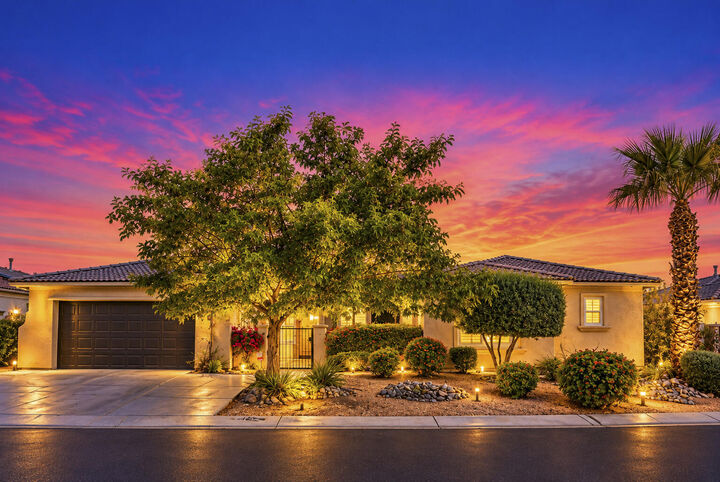 Property Photo:  108 Bel Canto Court  CA 92211 