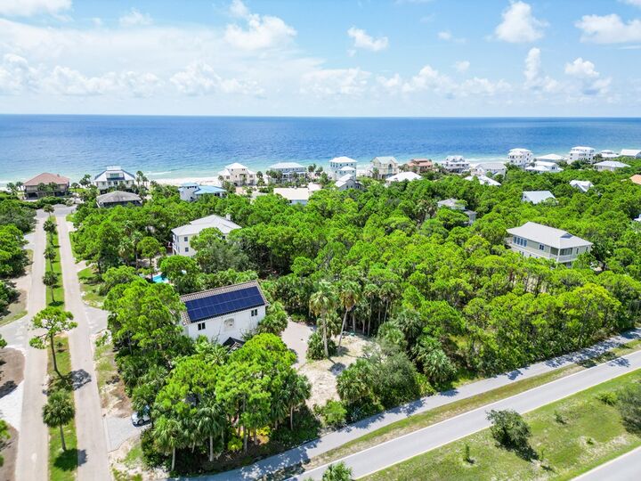 Property Photo:  2052 Whelk Way  FL 32328 