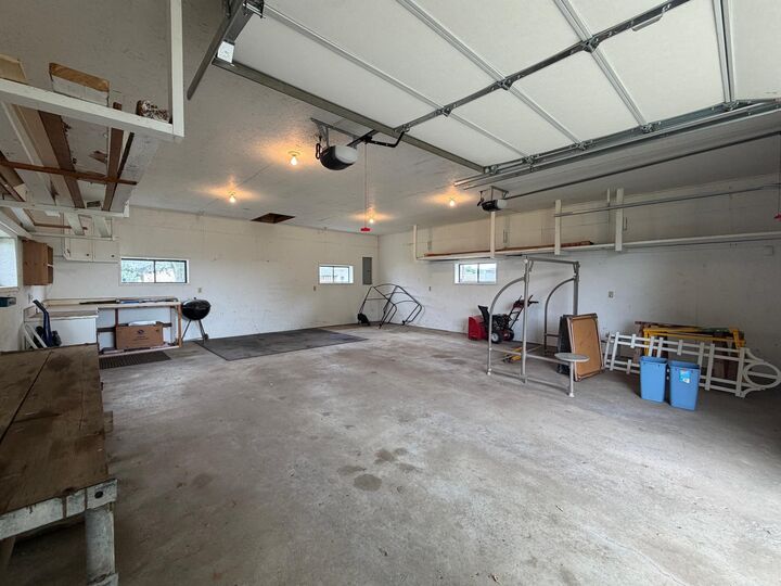 Property Photo:  512 Oak Avenue N  MN 55358 