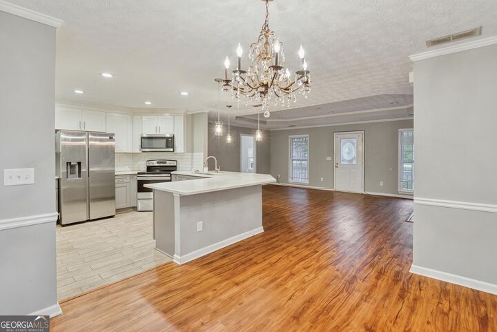 Property Photo: 2880 Highpoint Road GA 30078