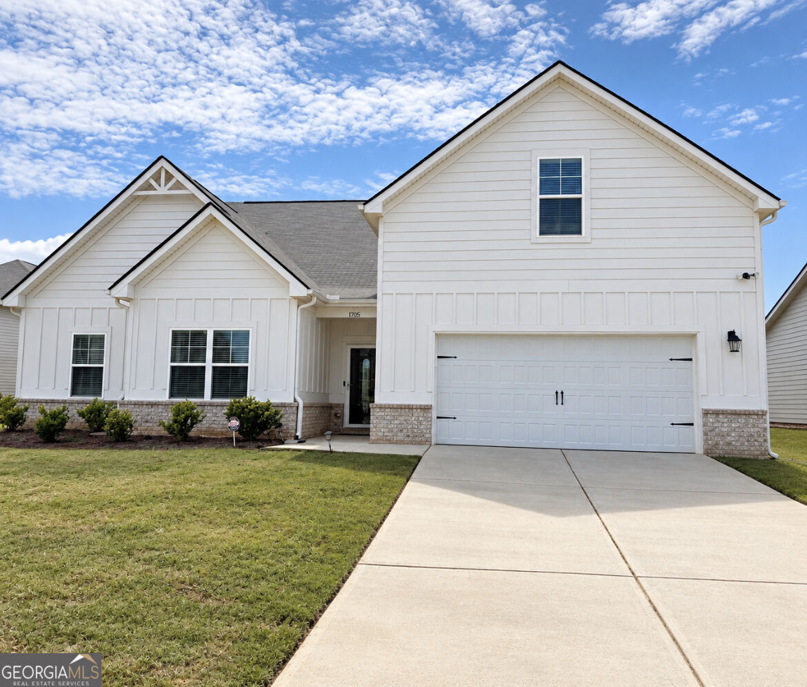Property Photo: 1705 Cadence Street GA 30248