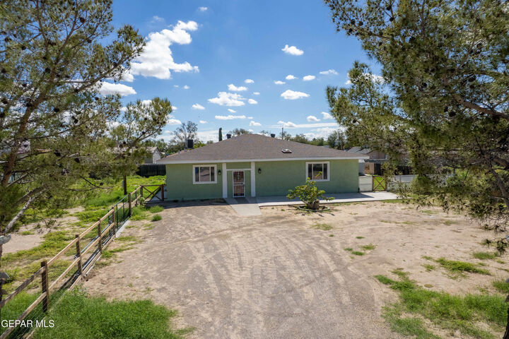 Property Photo:  640 McAdoo Drive  TX 79927 
