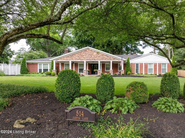 Property Photo: 514 Jarvis Ln KY 40207