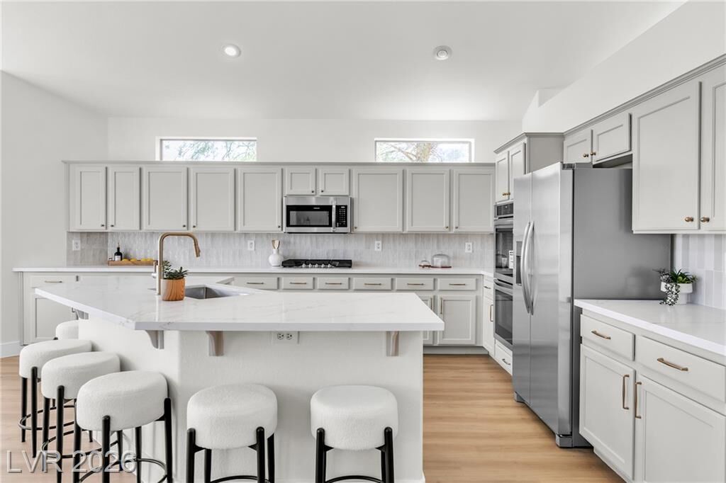 Property Photo: 10332 Falls Church Avenue NV 89144