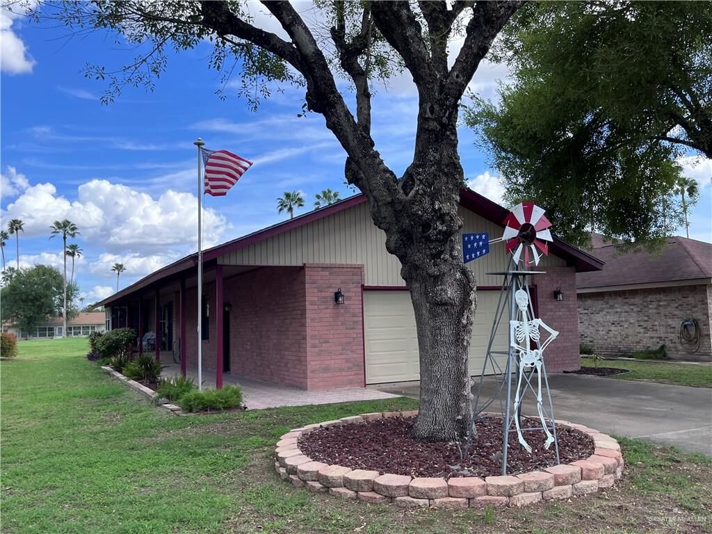 Property Photo:  840 Santa Anna Drive  TX 78516 