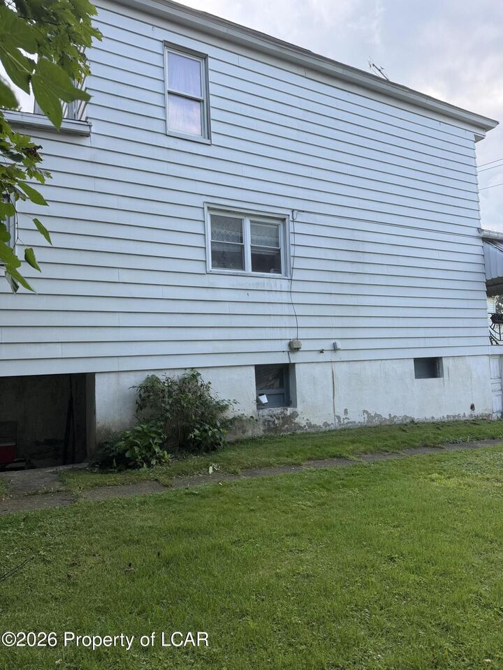Property Photo:  121 S Walnut Street  PA 18702 