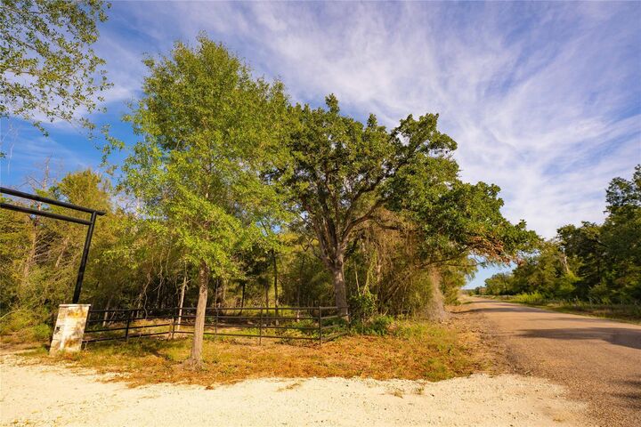 Property Photo:  12504 Red Hill Rd  TX 77859 