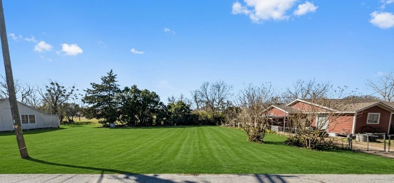 Property Photo:  1610 Carver Street  TX 77868 