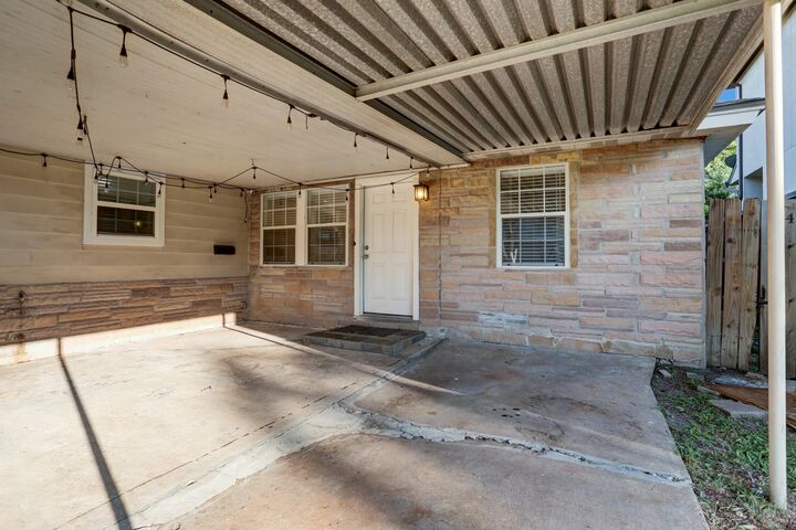 Property Photo:  4419 Cynthia  TX 77401 