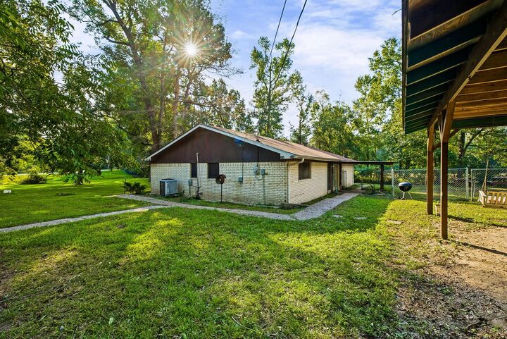 Property Photo: 127 Forest Drive TX 77351
