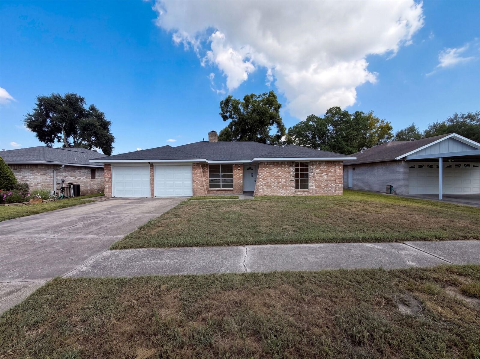 Property Photo: 1913 Atlanta Street TX 77536