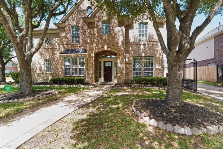 Property Photo:  2903 Weatherford Court  TX 77584 