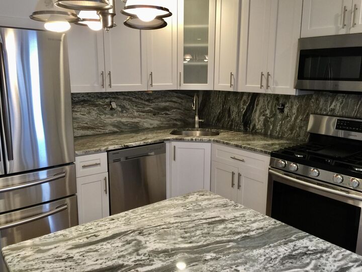 Property Photo: 155 Cambridge Ave 2R NJ 07307