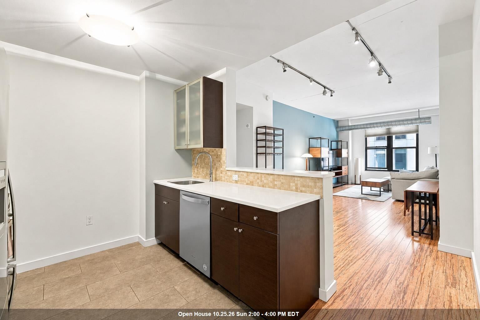 Property Photo:  232 Pavonia Ave 312  NJ 07302 