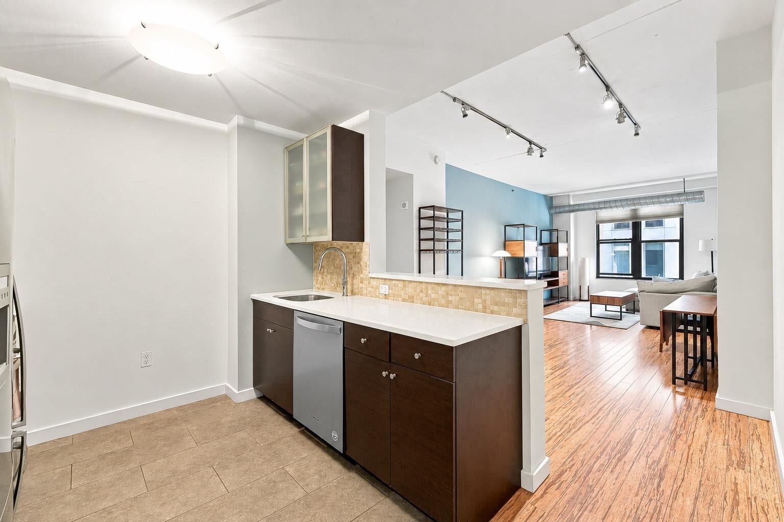 Property Photo:  232 Pavonia Ave 312  NJ 07302 
