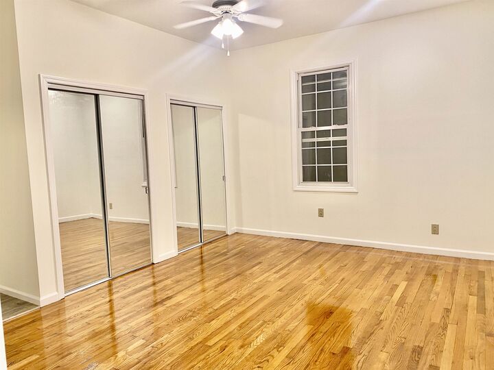 Property Photo:  327 Central Ave 2R  NJ 07307 