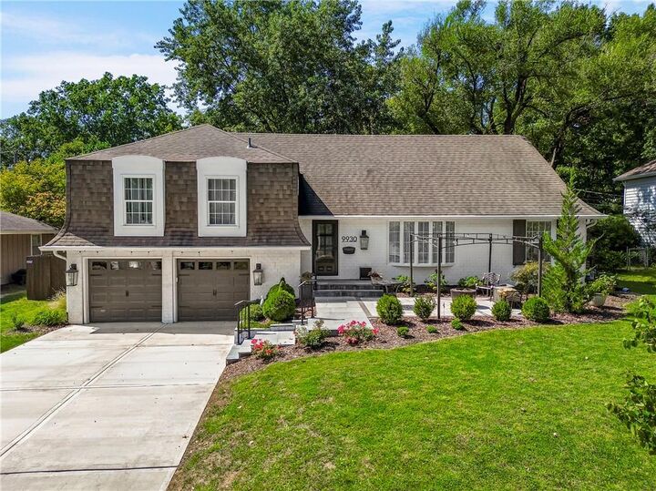 Property Photo: 9930 Linden Street KS 66207