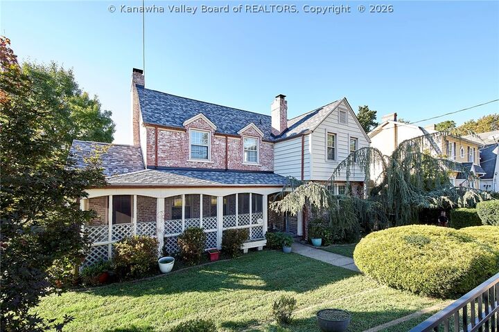 Property Photo: 901 Somerset Drive WV 25302
