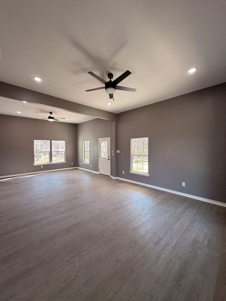 Property Photo: 505 Willow St. TX 75670