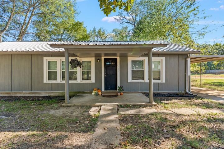 Property Photo:  3705 Stracener Rd  TX 75605 