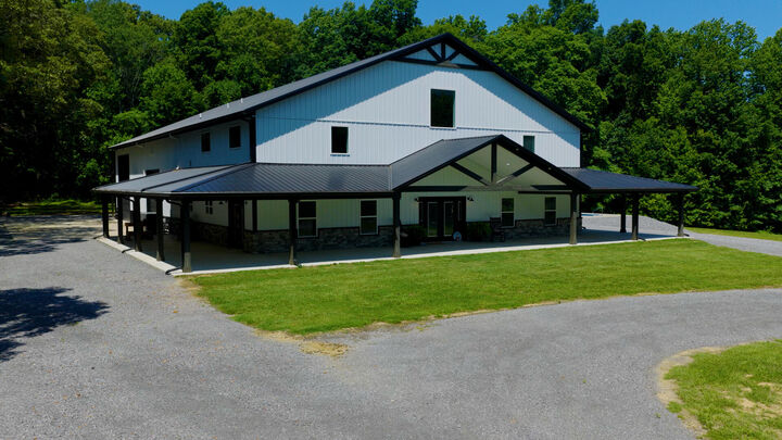 Property Photo: 5279 E State Line Road KY 42049