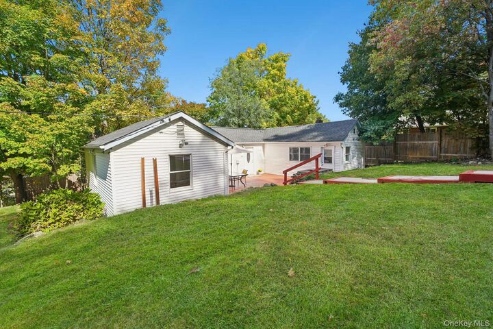 Property Photo:  12 Crest Drive  NY 10541 