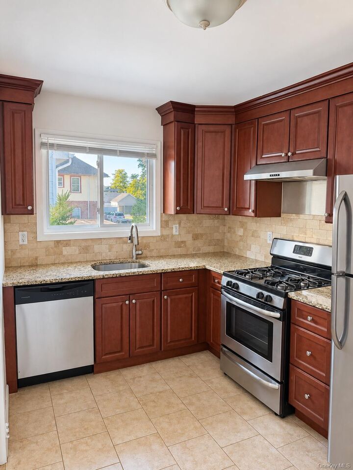 Property Photo: 94 Union Avenue NY 11701
