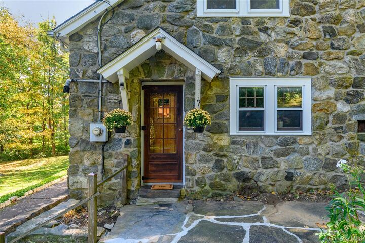 Property Photo:  363 State Route 37 Ct  CT 06812 