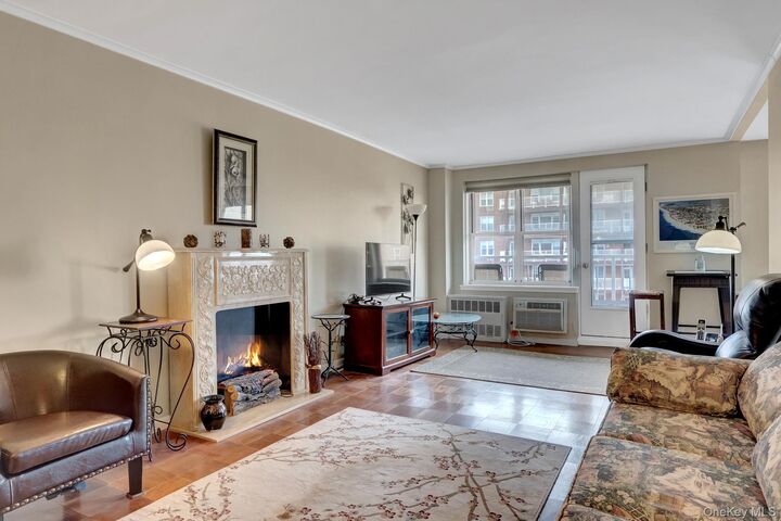 Property Photo:  700 Shore Road 4K  NY 11561 