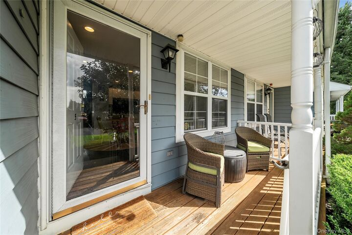 Property Photo:  5 Spruce Lane  NY 11722 