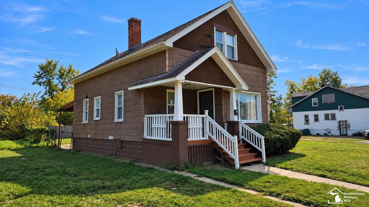 Property Photo: 9354 Burnette MI 48204-2831