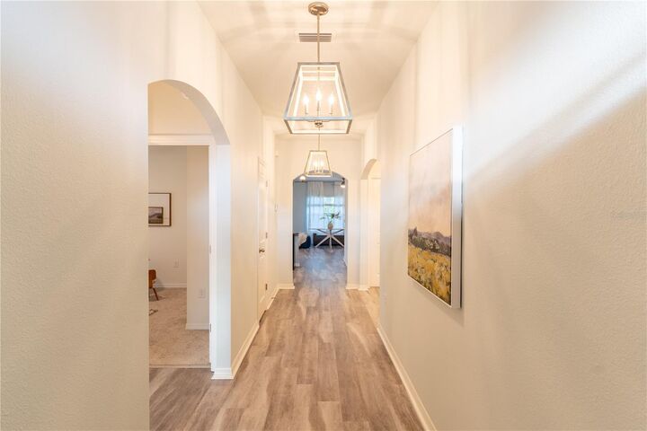 Property Photo:  5949 SW 83rd Terrace  FL 32608 