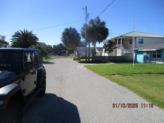 Property Photo: 13739 Coco Avenue FL 34667