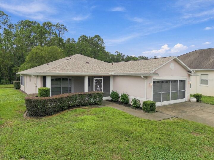Property Photo: 11508 Bloomington Court FL 34654