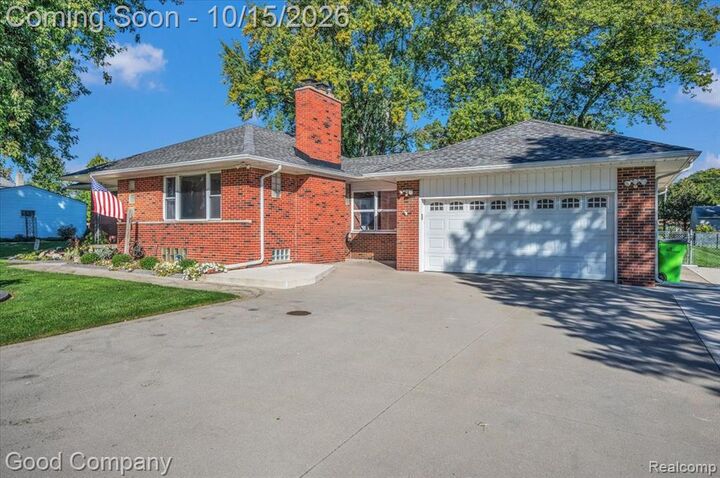 Property Photo:  22831 Ulrich Street  MI 48036 2756 