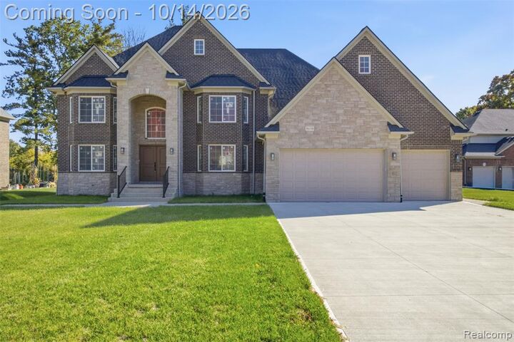 Property Photo:  56350 Willow Creek Boulevard  MI 48316 1172 