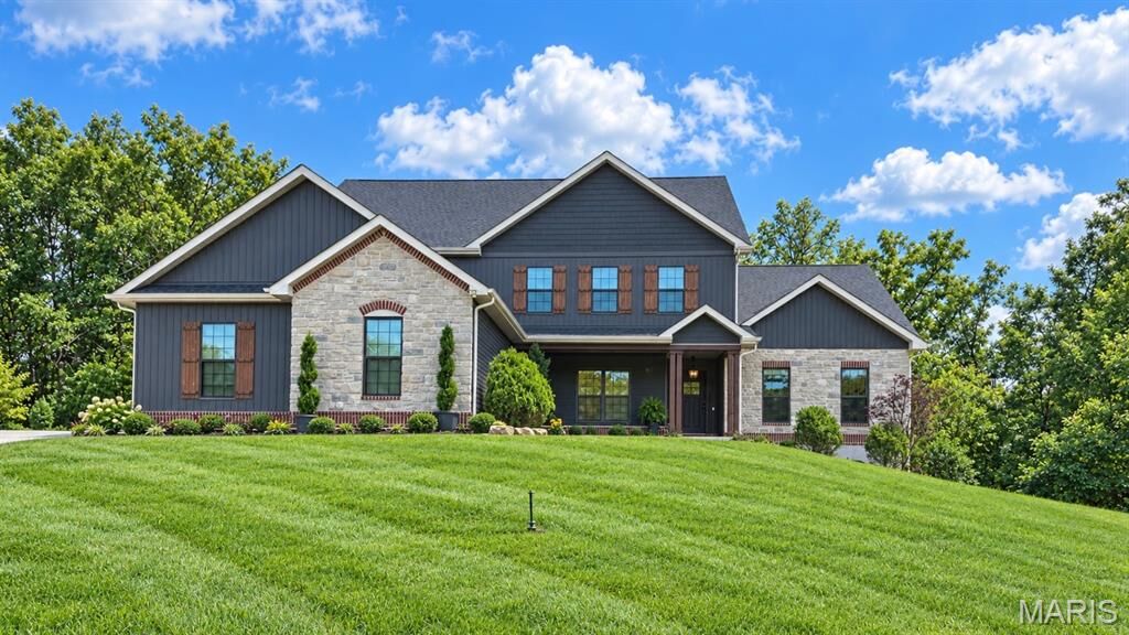 Property Photo: 305 Crescent Oak Court MO 63385