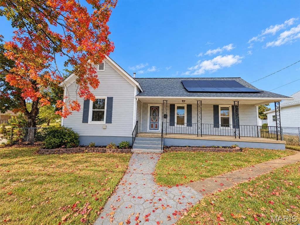 Property Photo:  418 C Street  MO 63628 
