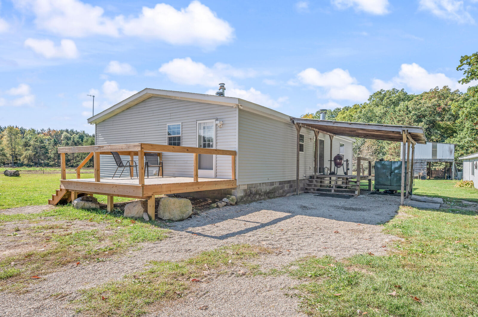 Property Photo: 6674 E 48th Street MI 49623