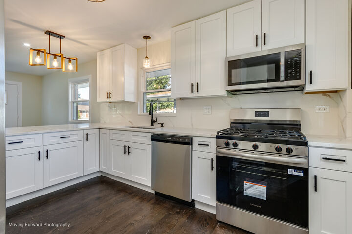 Property Photo: 409 Merrill Avenue IL 60409