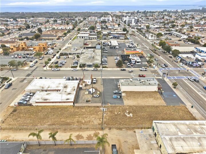 Property Photo:  838 W Grand Ave  CA 93433 