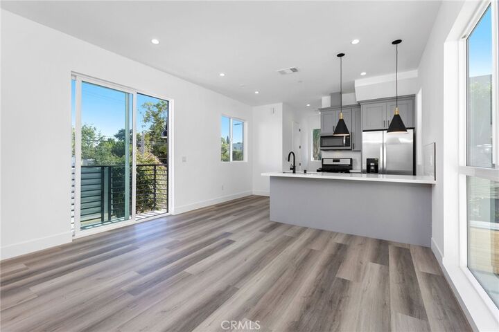 Property Photo:  1255 N Gower Street  CA 90038 